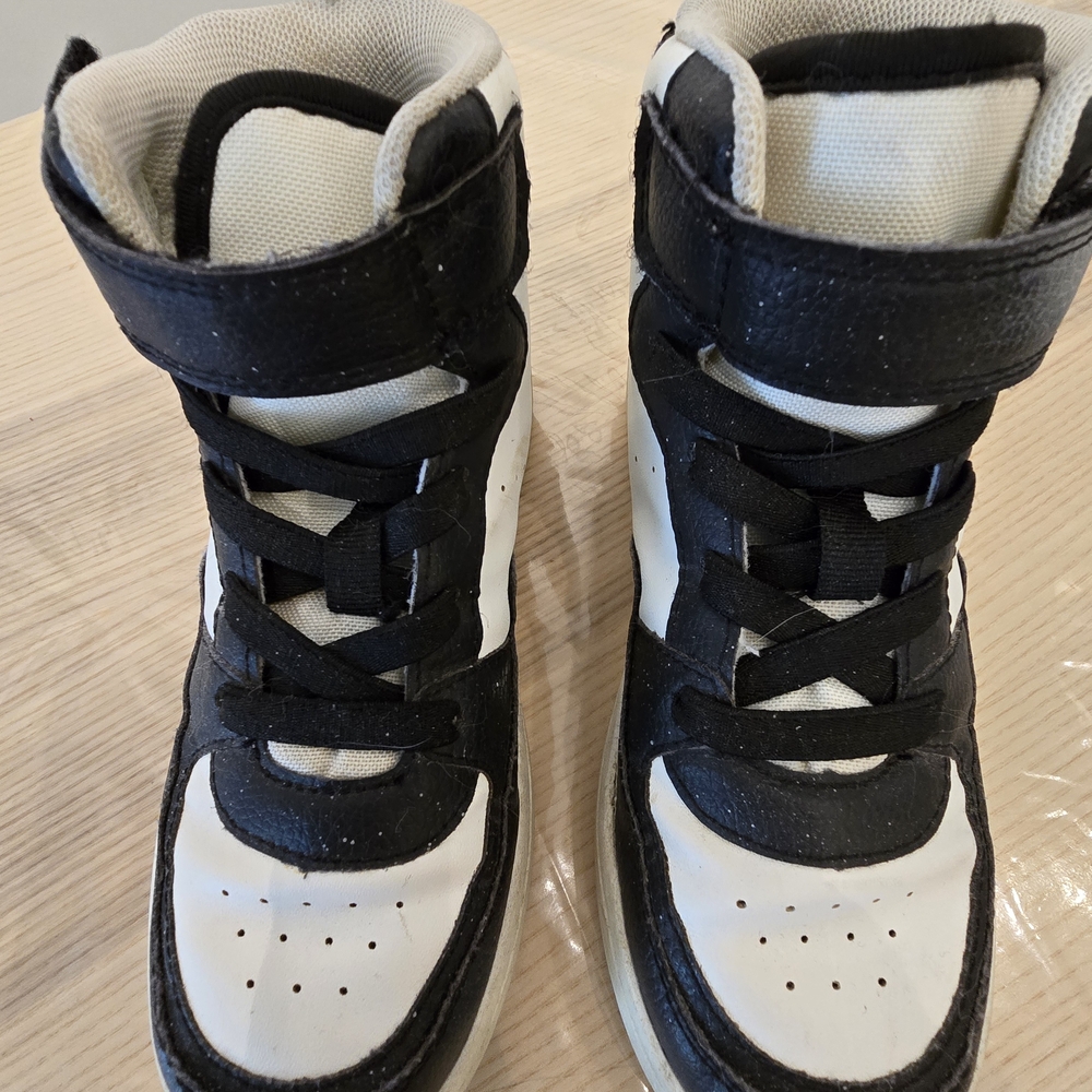 H&M Kids High-Top Sneakers - Black and White